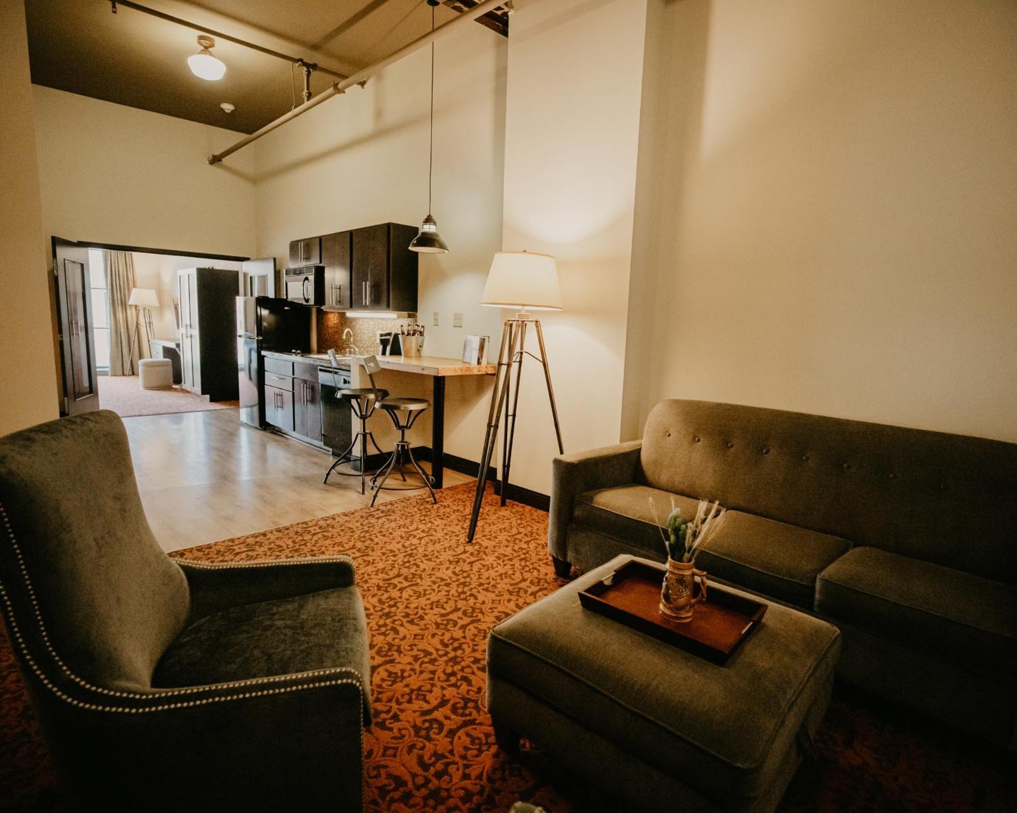 Brewhouse Inn And Suites Milwaukee Esterno foto