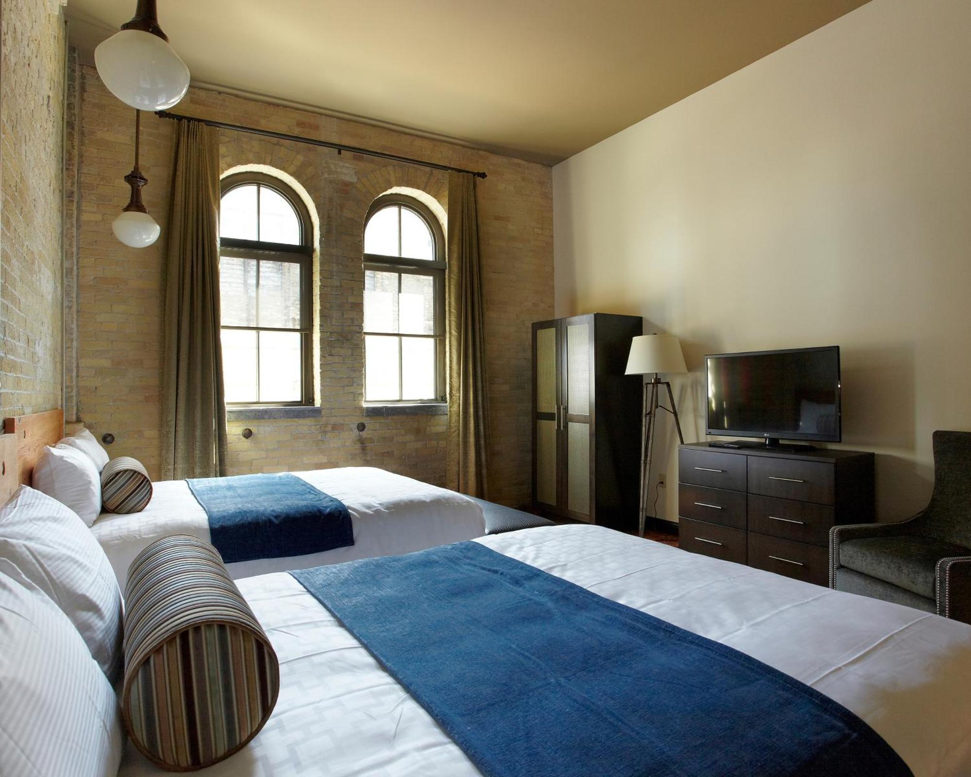 Brewhouse Inn And Suites Milwaukee Esterno foto