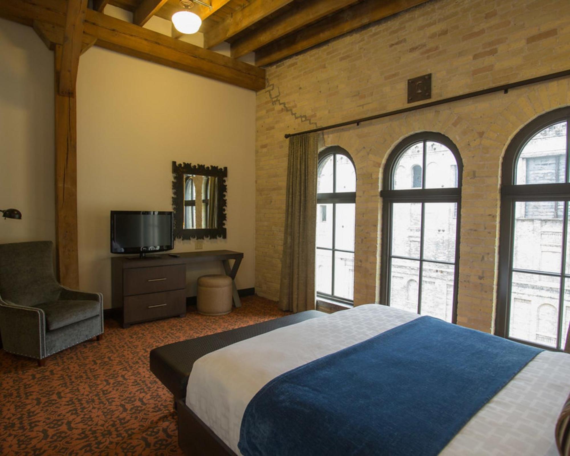 Brewhouse Inn And Suites Milwaukee Esterno foto