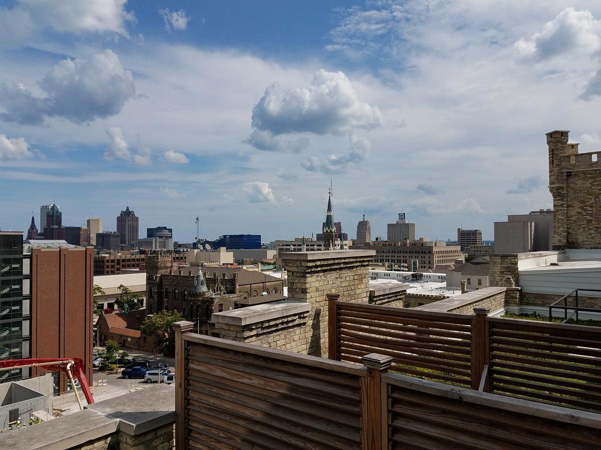 Brewhouse Inn And Suites Milwaukee Esterno foto